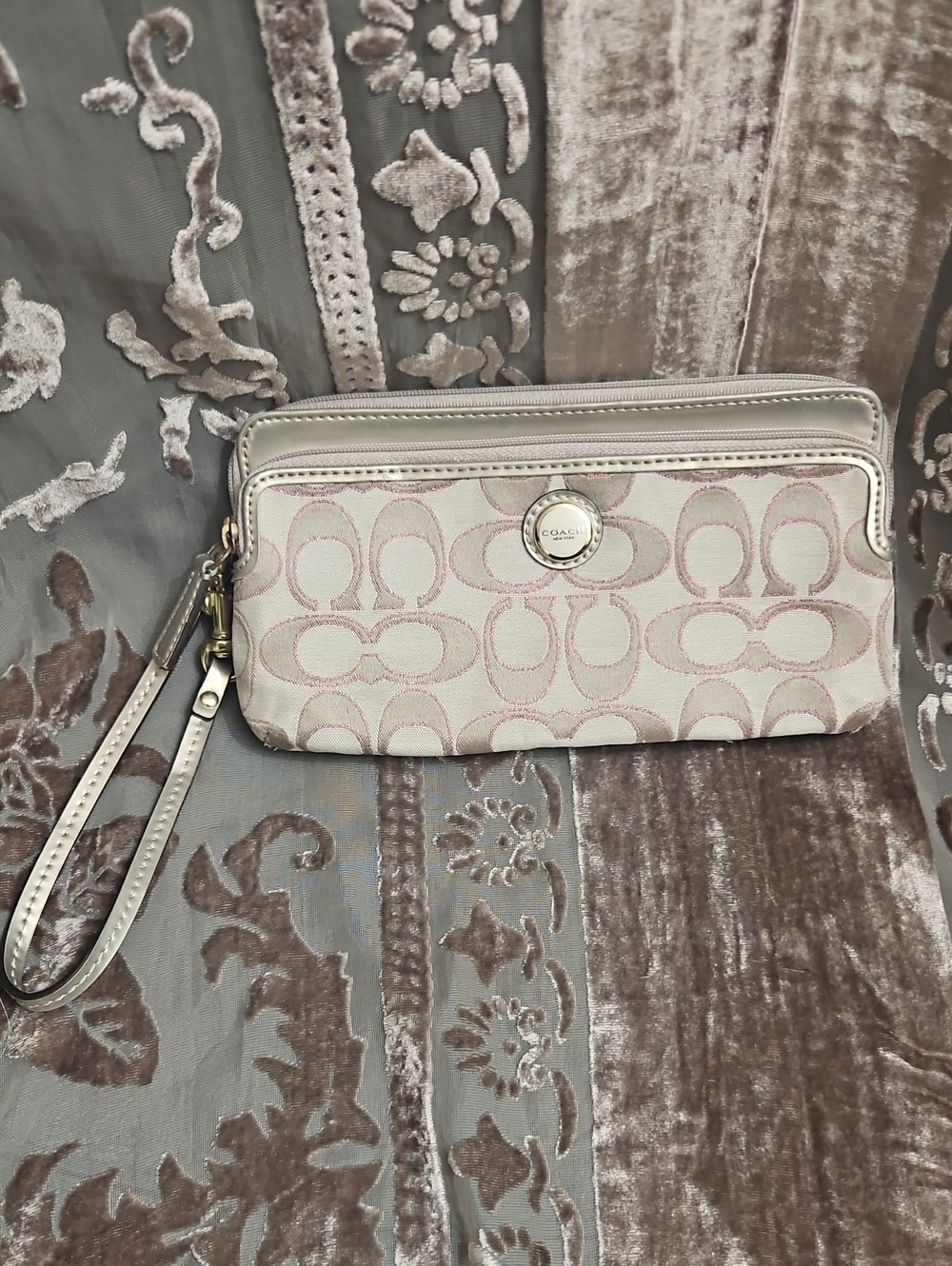 Coach Pink & Cream Signature Wristlet Clutch